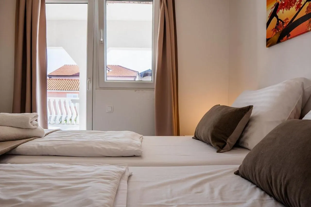 Apartments Jurcevic Vir
